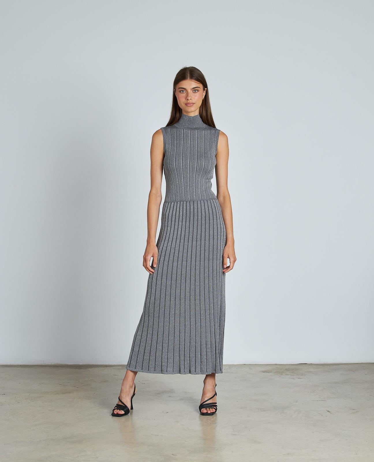 VESTIDO METALIZADO SIN MANGAS