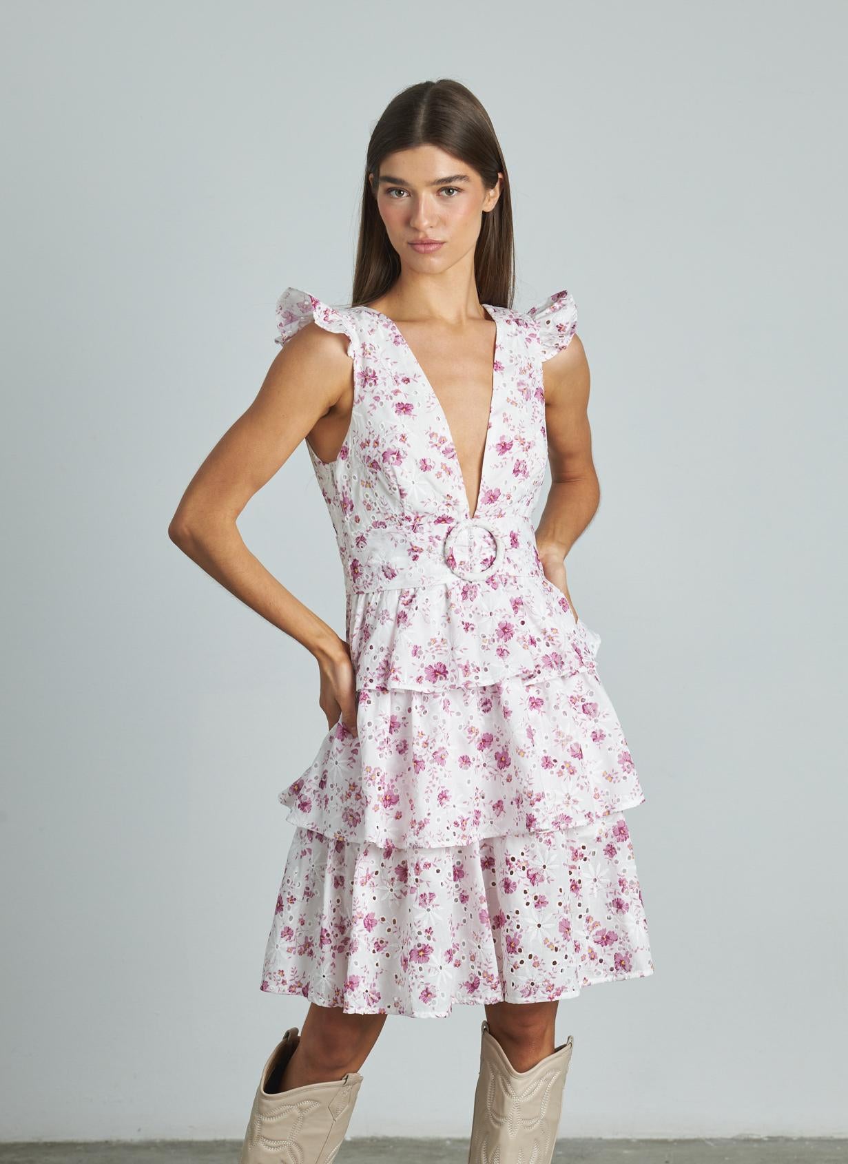 VESTIDO CON VOLANTES CALADO