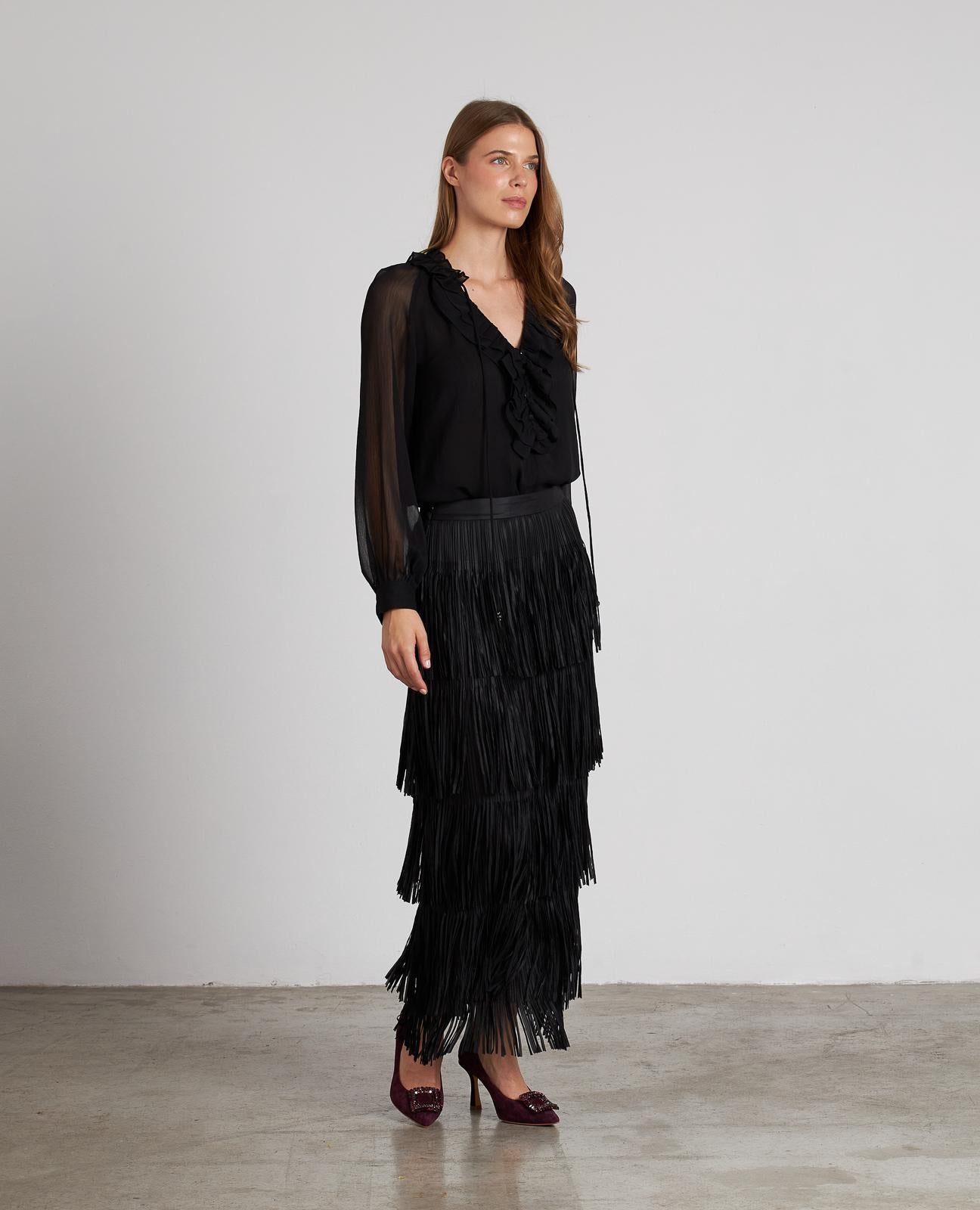 FALDA CUBIERTA CON FLECOS