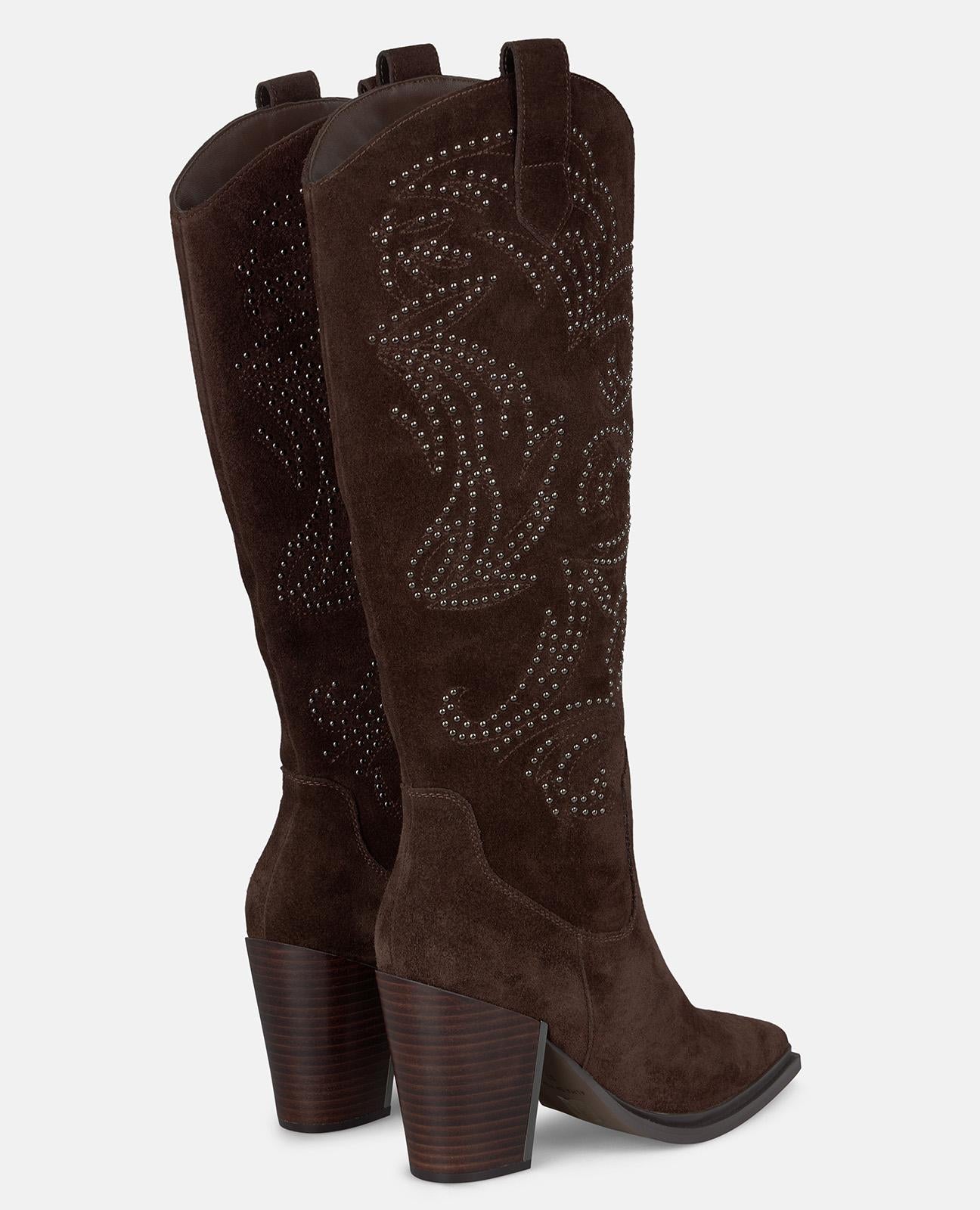 BOTA COWBOY CON TACHAS