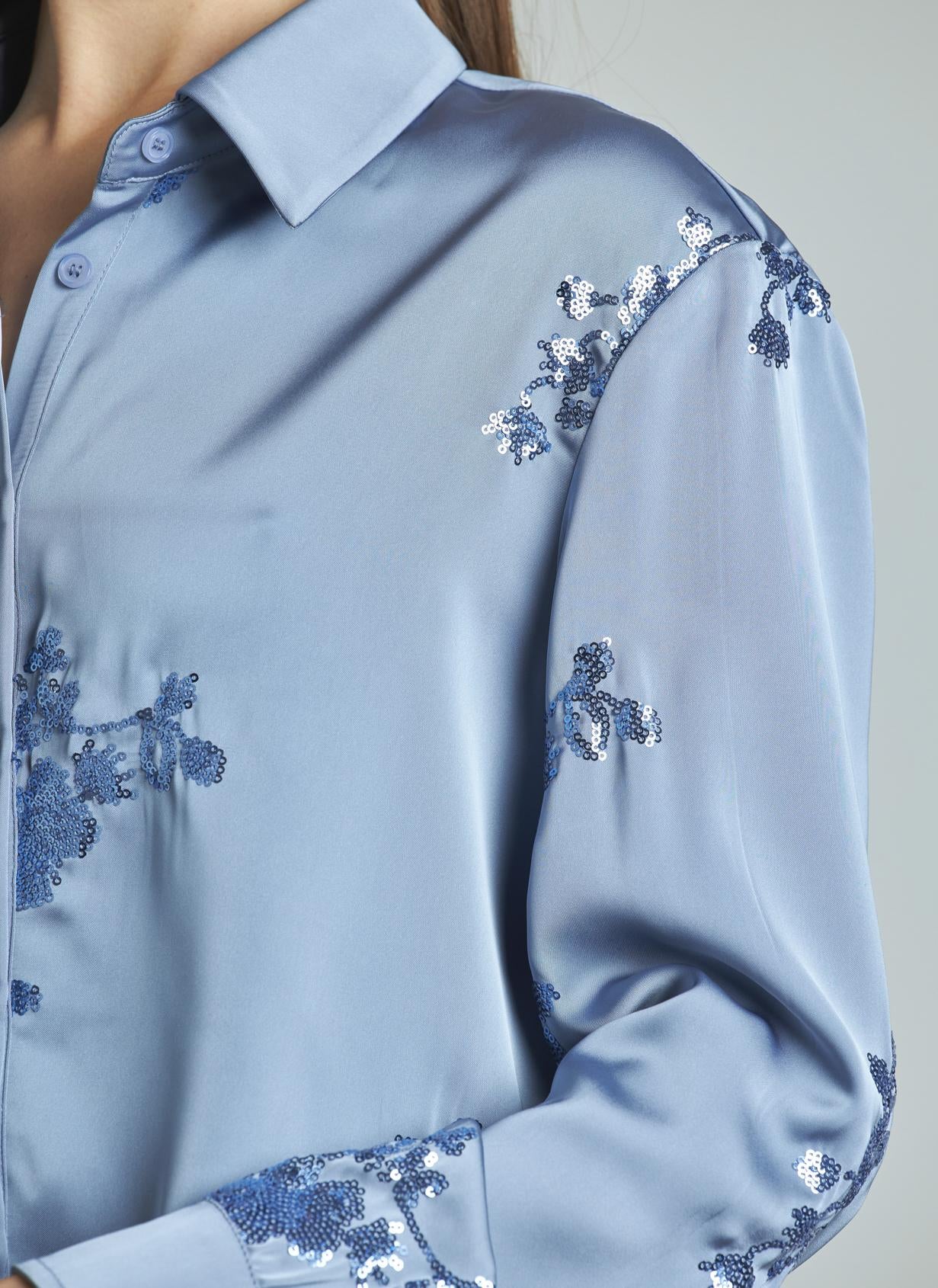 CAMISA CON LENTEJUELAS