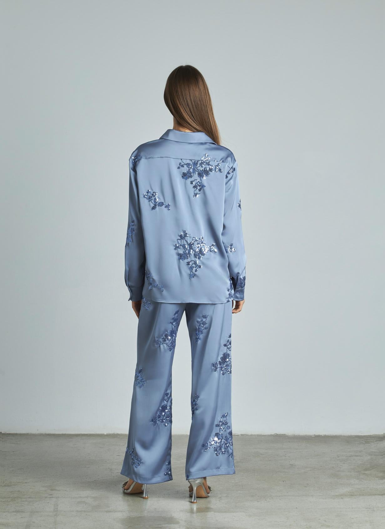 CAMISA CON LENTEJUELAS