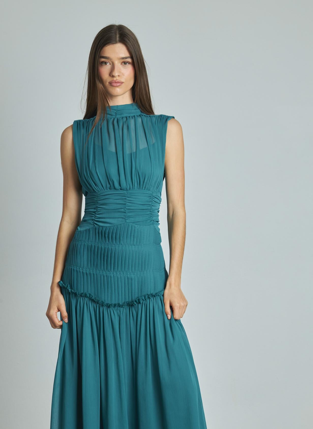 VESTIDO LARGO HALTER PLISADO