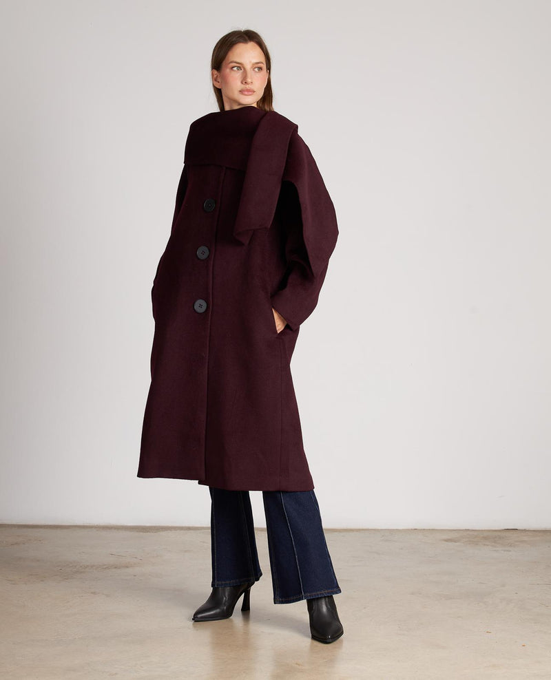 ABRIGO CON BUFANDA BOTONES