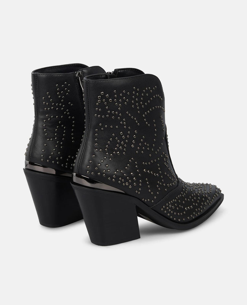 BOTÍN CON TACÓN TACHAS