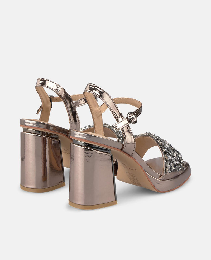 SANDALIA TACÓN ABALORIOS