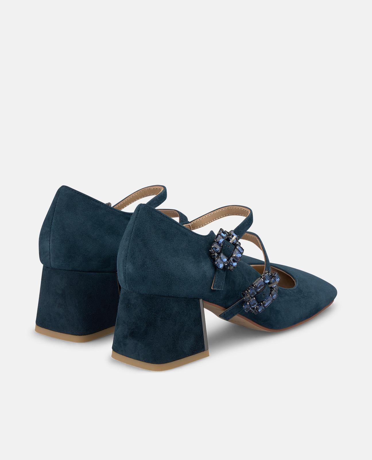 ZAPATO CON HEBILLAS