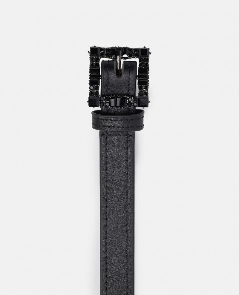 CINTURÓN CON HEBILLA DETALLE