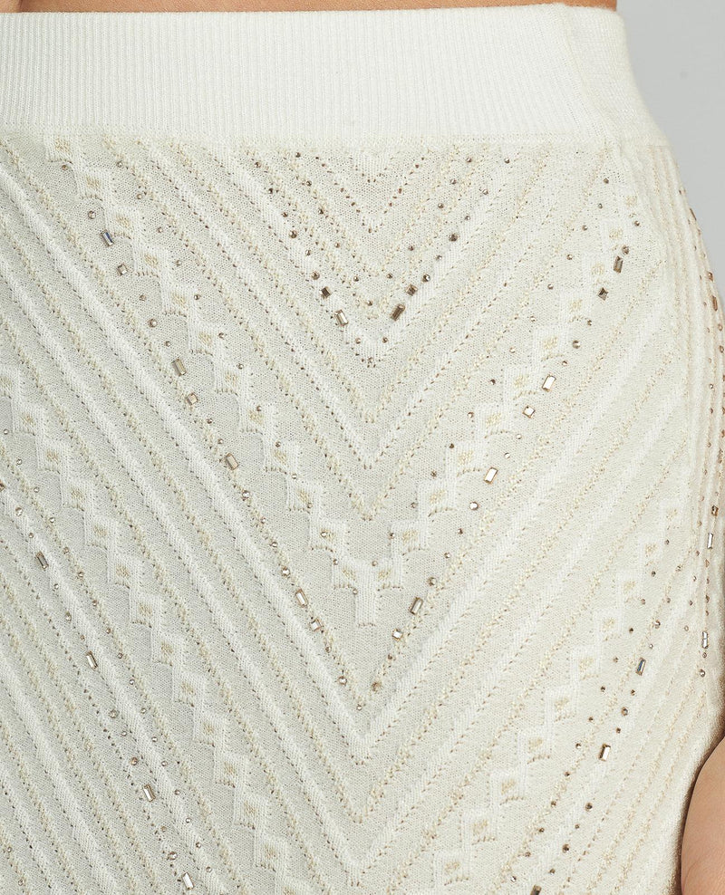 FALDA PUNTO PEDRERÍA