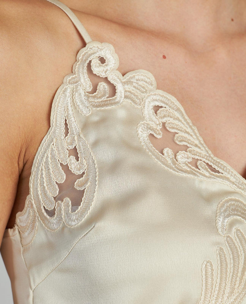 TOP LENCERO BORDADOS