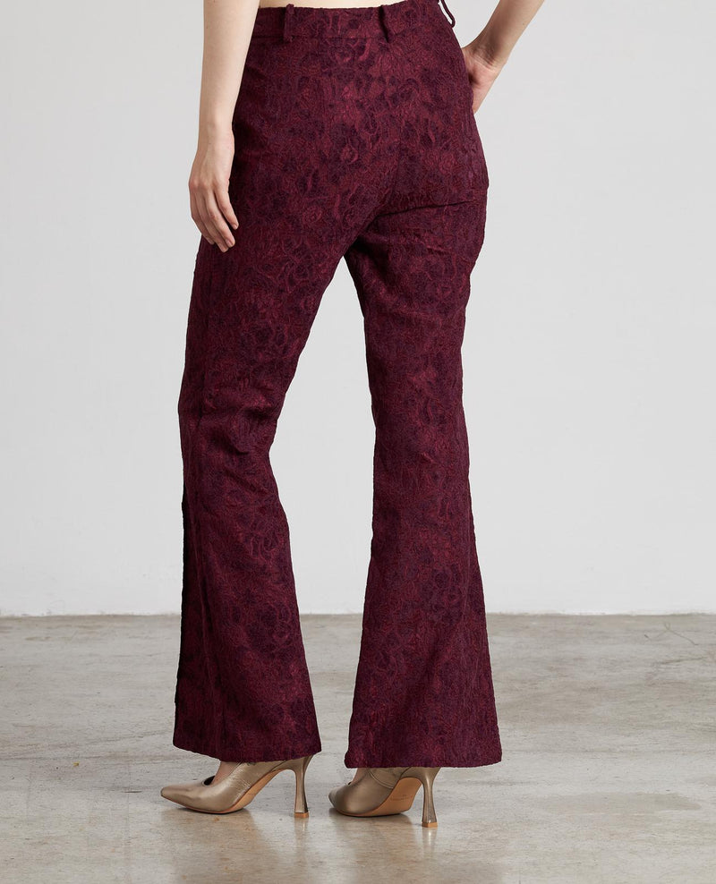 PLANTALÓN FLARE CON TEXTURA