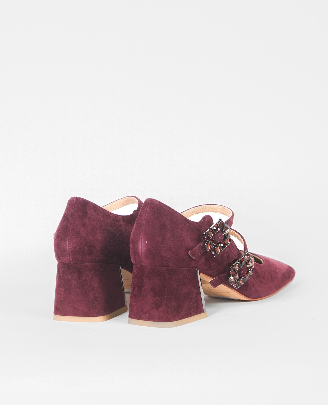 ZAPATO TACÓN CON HEBILLAS