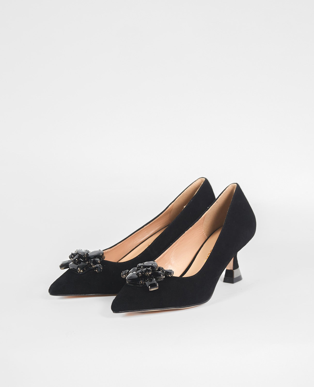 ZAPATO TACÓN PEDRERIA FRONTAL