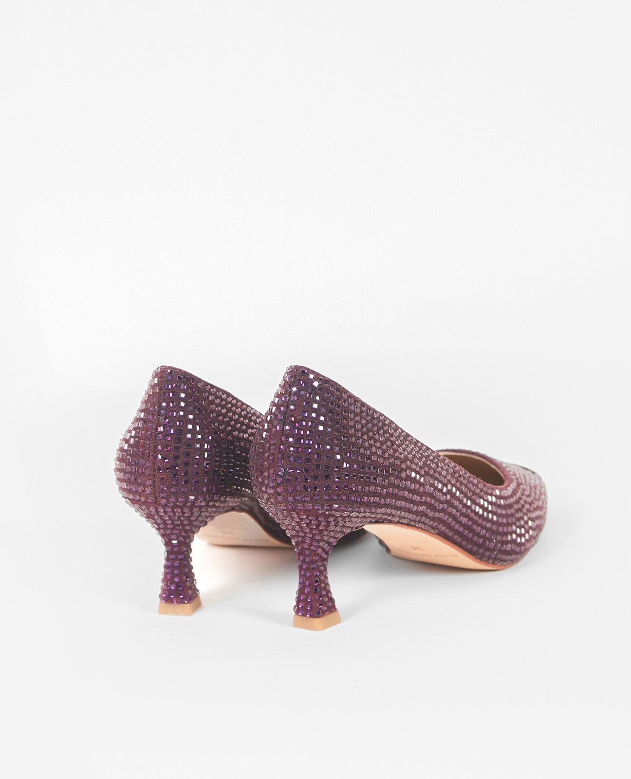 ZAPATO TACÓN DETALLES