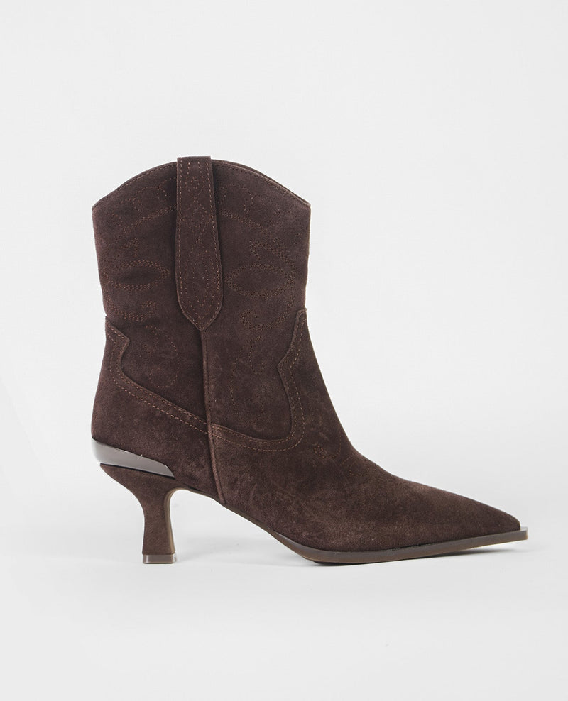 BOTÍN BAJO BORDADOS