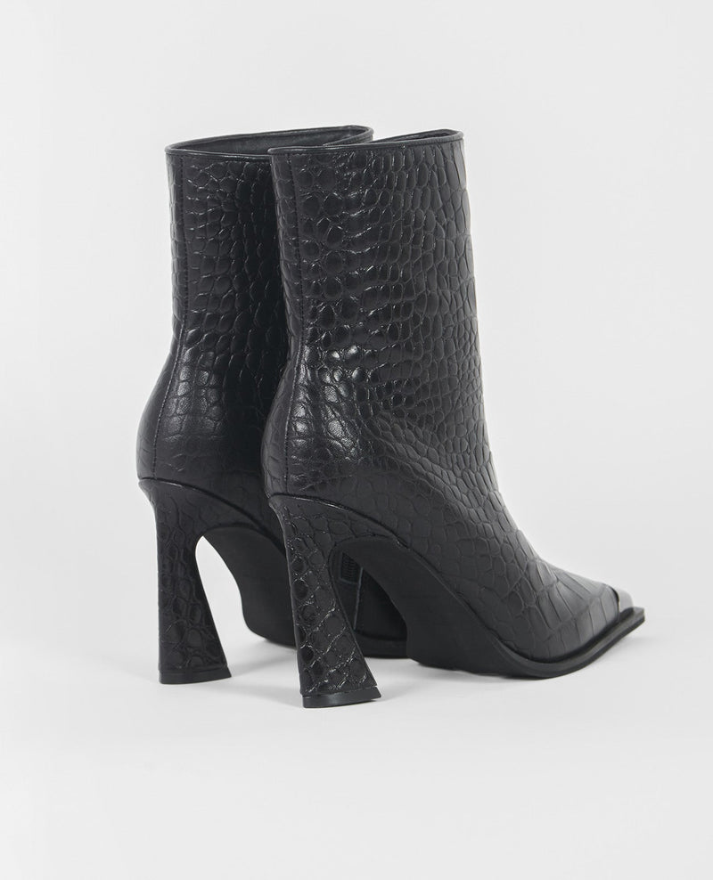 BOTÍN DETALLE PUNTERA METALIZADA