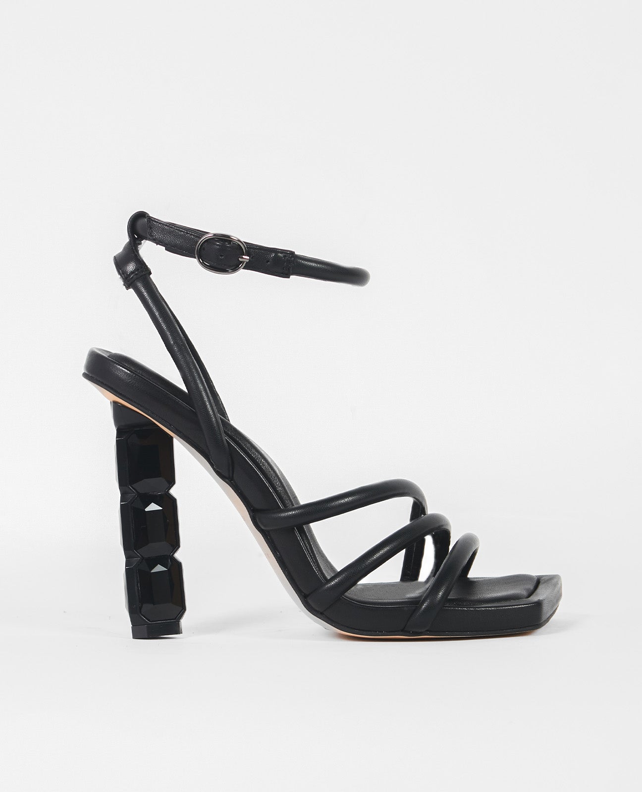 SANDALIA TACON PEDRERIA