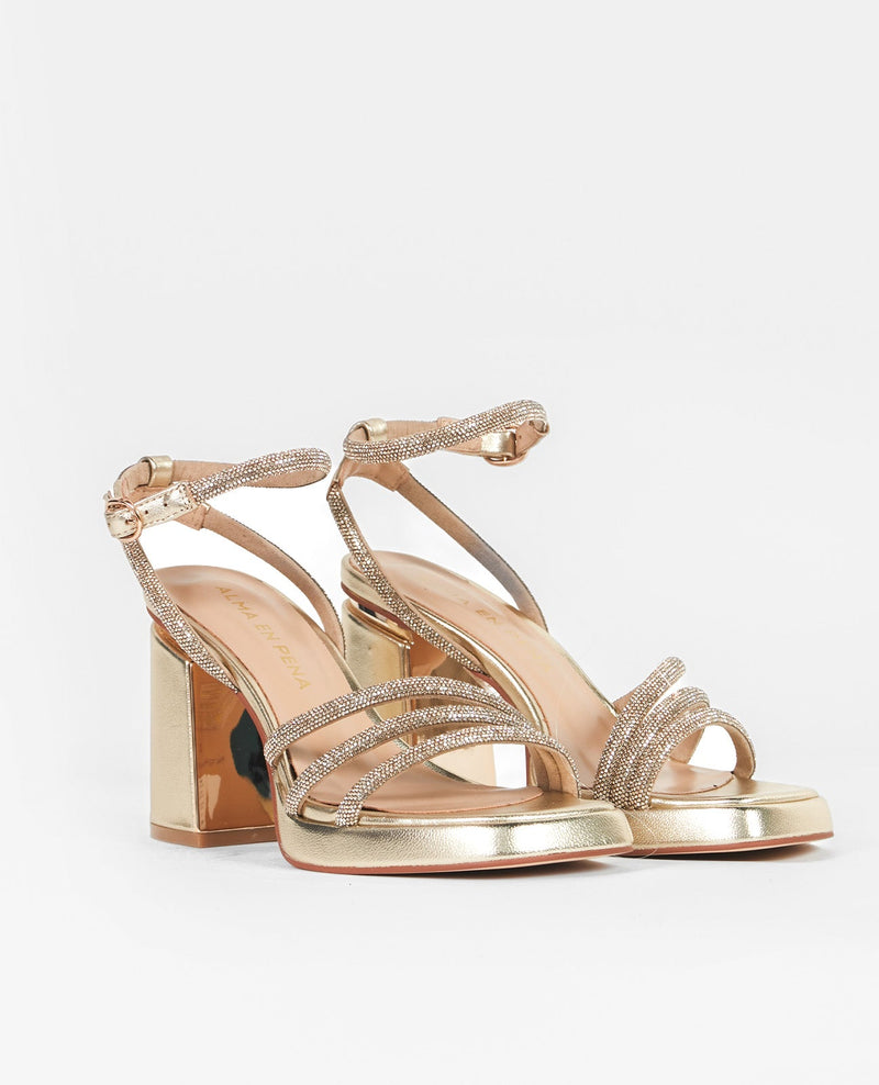 SANDALIA TACON TIRAS